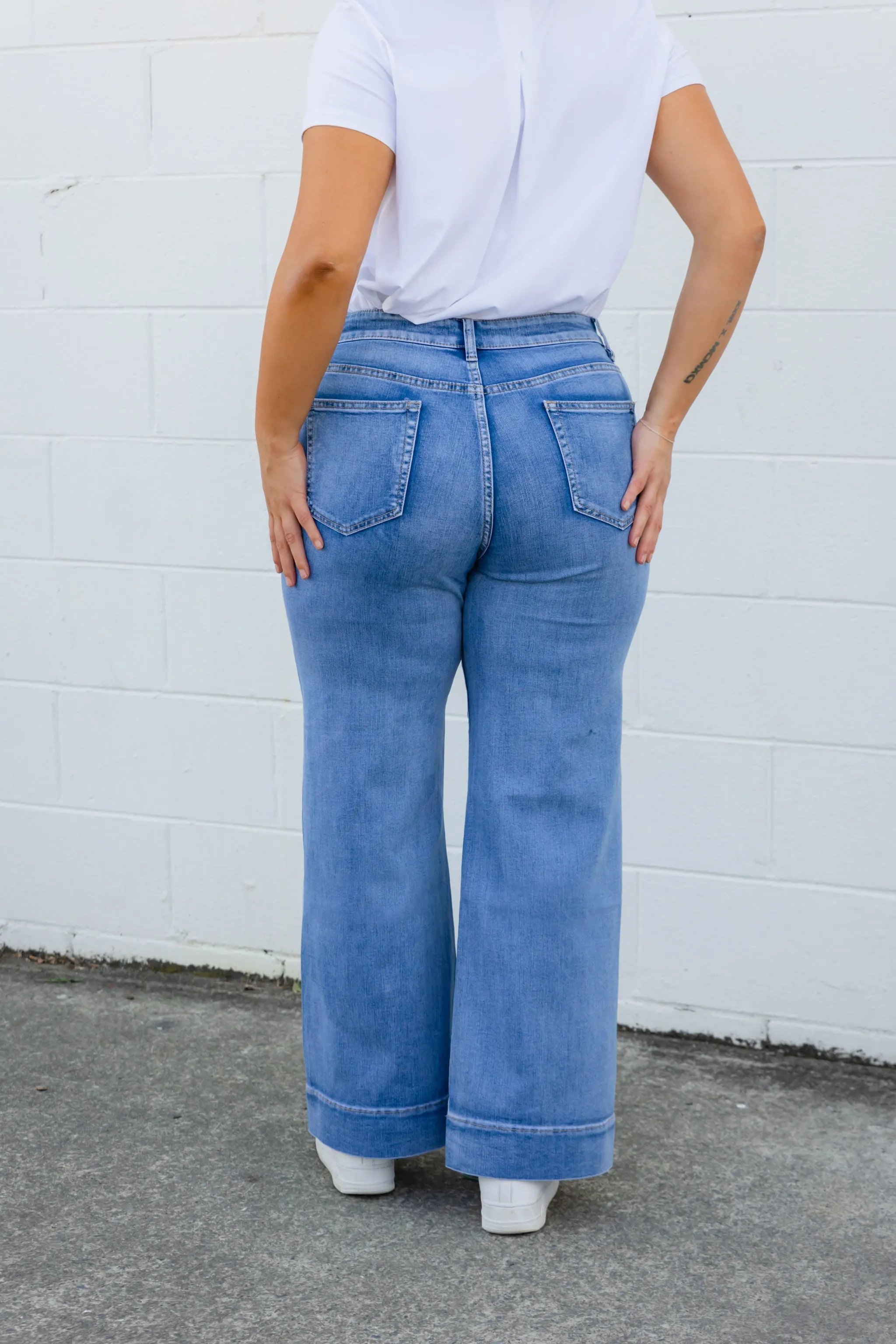 Elton High Waisted Retro Jeans