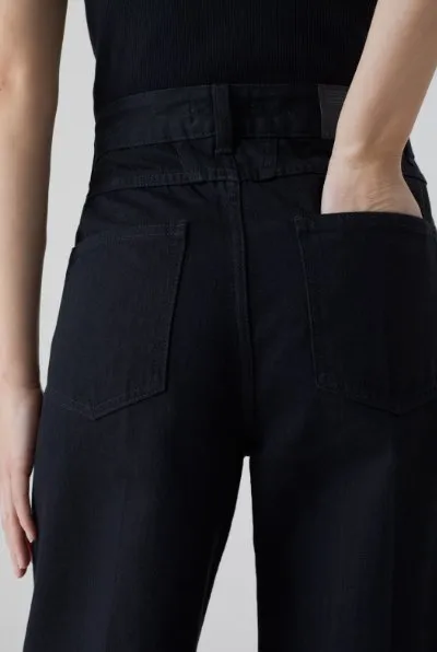 Fayna Wide Leg Jean