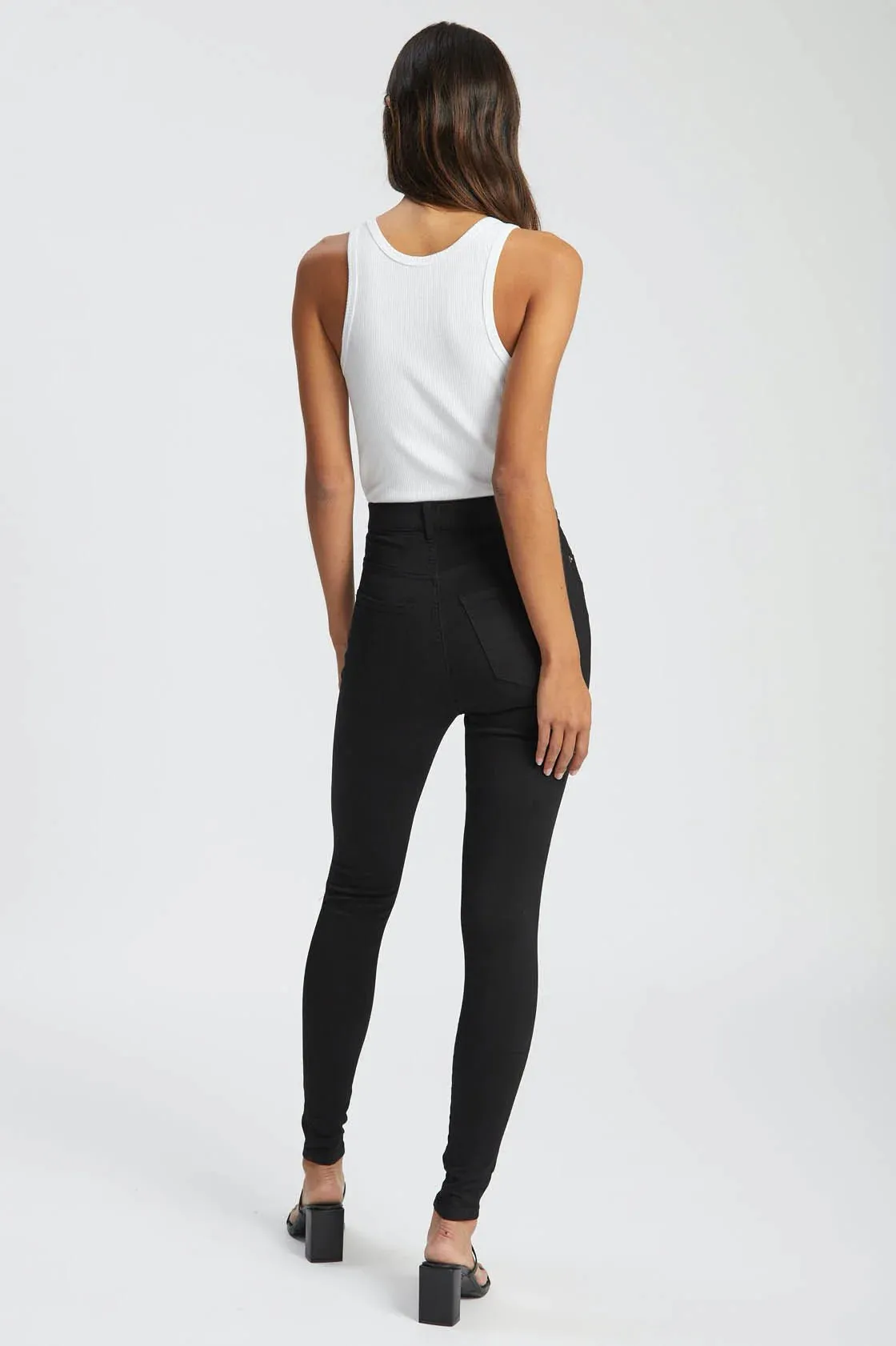 Moxy Black Ripped Knee