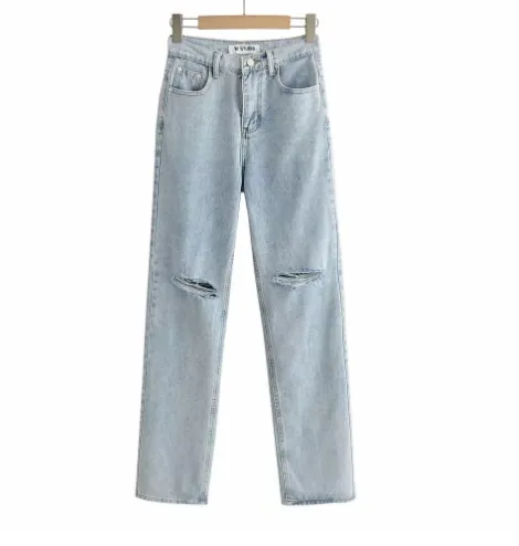 Women's Ripped Fit Jeans
